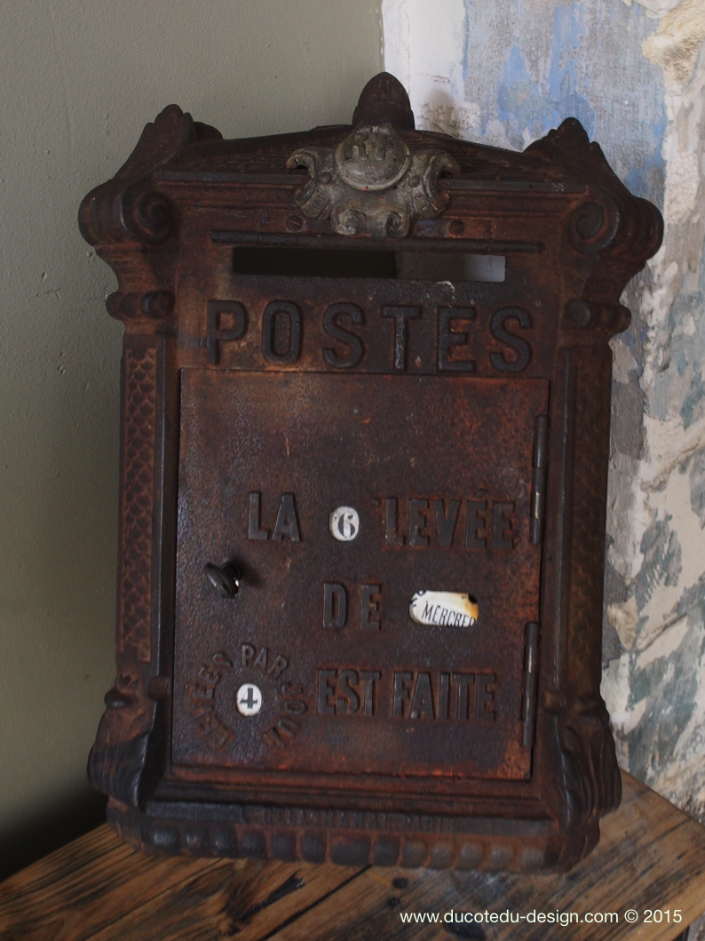 boite a lettres fonte poste Francaise Delachanal Paris